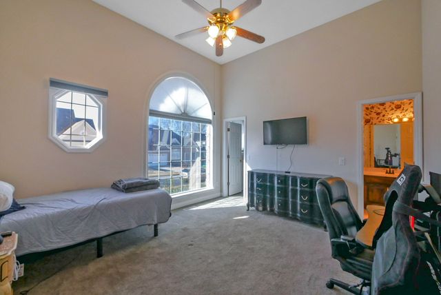 6823 Chiswick Drive, Chattanooga, TN 37421