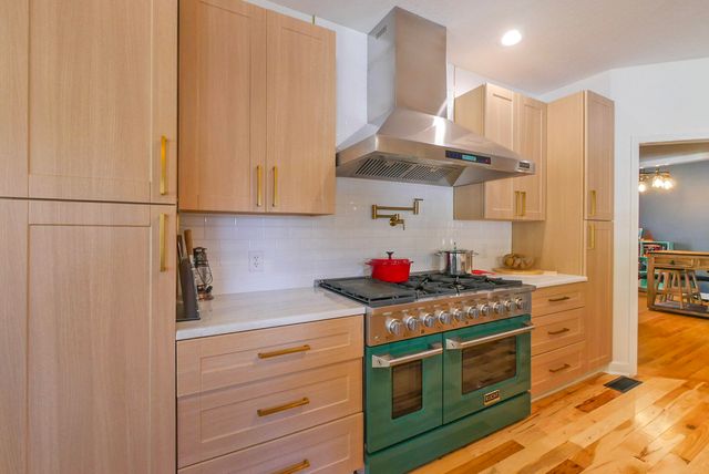 6823 Chiswick Drive, Chattanooga, TN 37421