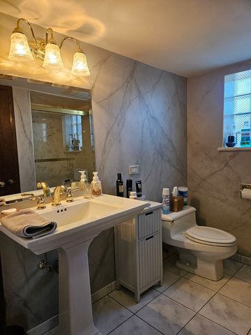 501 S Cherry Street, Itasca, IL 60143