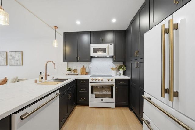 6780 Friars Road 367, San Diego, CA 92108