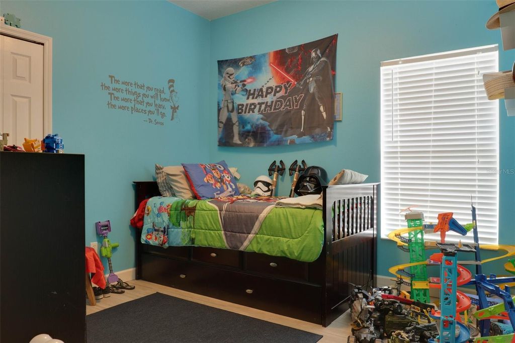 Image 20 of property listing at 9850 HIDDEN DUNES LANE, Orlando, FL 32832