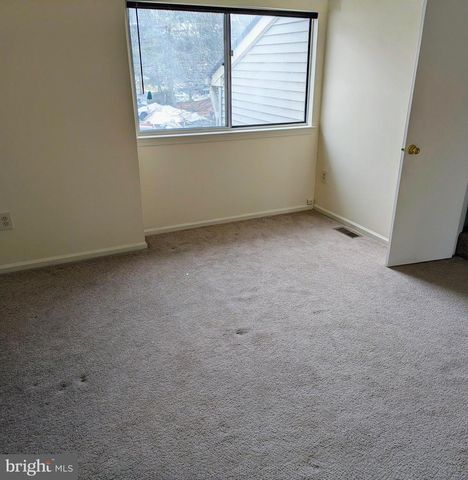 66 CHATHAM, Hightstown, NJ 08520