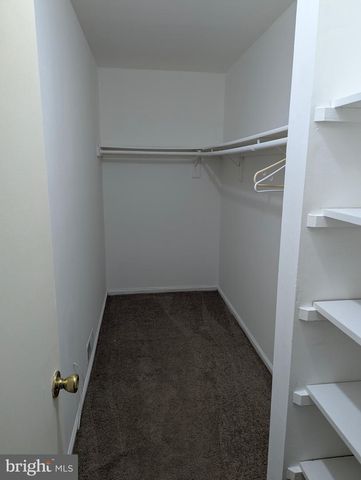 66 CHATHAM, Hightstown, NJ 08520