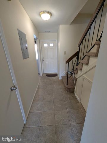 66 CHATHAM, Hightstown, NJ 08520