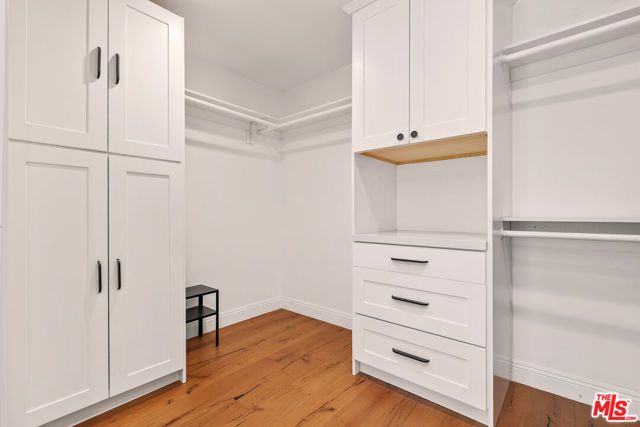 12722 Sarah Street, Studio City (los Angeles), CA 91604