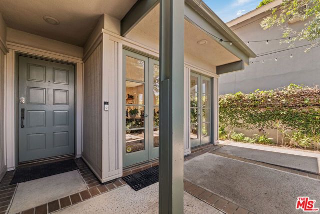 12722 Sarah Street, Studio City (los Angeles), CA 91604