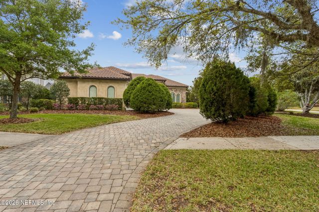 5226 COMMISSIONERS Drive, Jacksonville, FL 32224