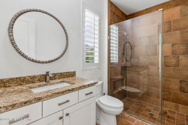 5226 COMMISSIONERS Drive, Jacksonville, FL 32224