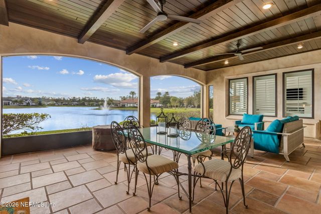 5226 COMMISSIONERS Drive, Jacksonville, FL 32224