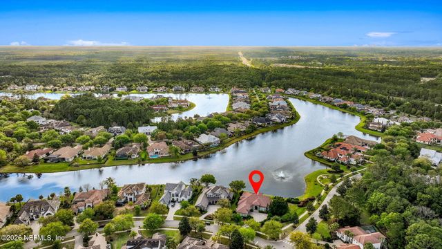 5226 COMMISSIONERS Drive, Jacksonville, FL 32224