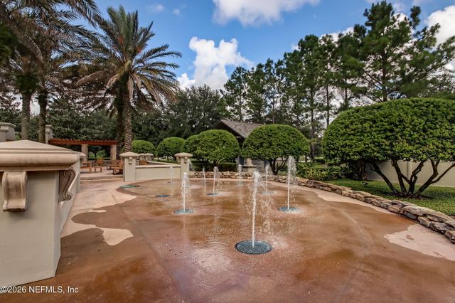 5226 COMMISSIONERS Drive, Jacksonville, FL 32224