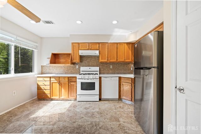 3610 Birchwood Court, North Brunswick, NJ 08902