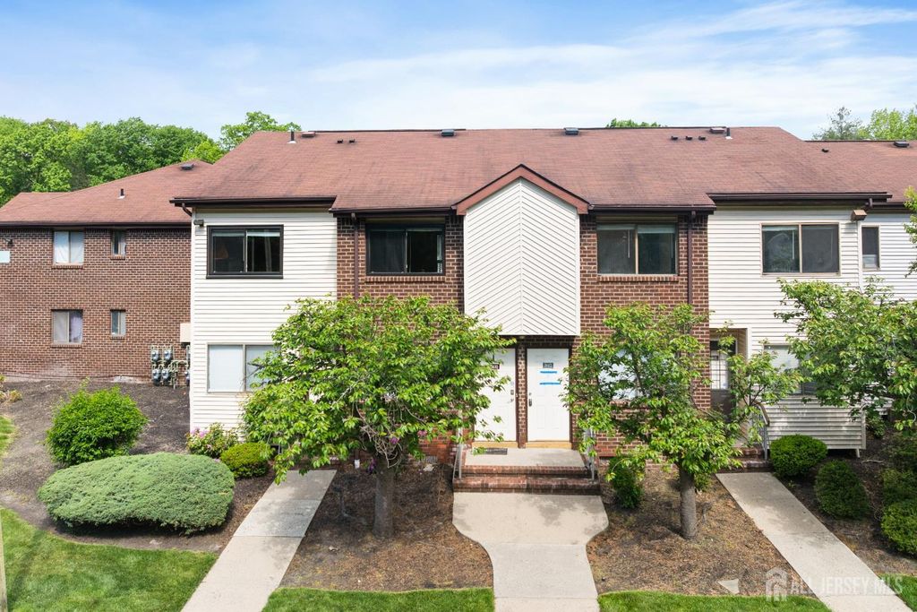 3610 Birchwood Court, North Brunswick, NJ 08902