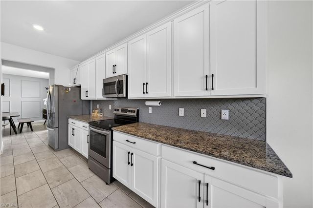 11380 Timber Creek DR, Fort Myers, FL 33913