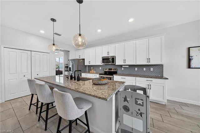 11380 Timber Creek DR, Fort Myers, FL 33913