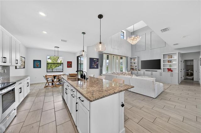 11380 Timber Creek DR, Fort Myers, FL 33913