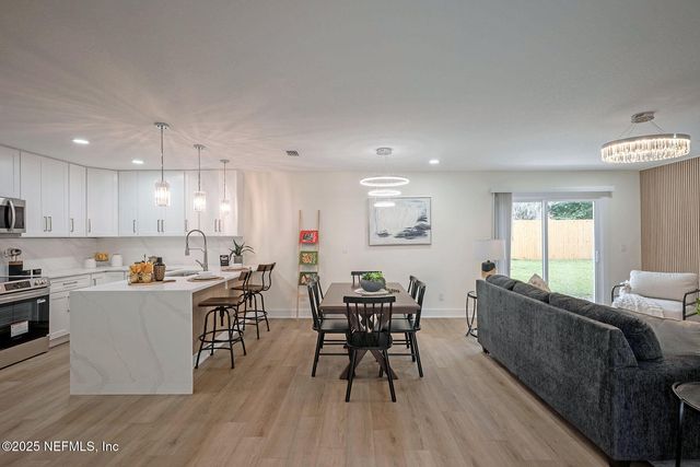 3775 SAN VISCAYA Drive, Jacksonville, FL 32217