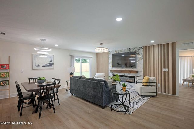 3775 SAN VISCAYA Drive, Jacksonville, FL 32217