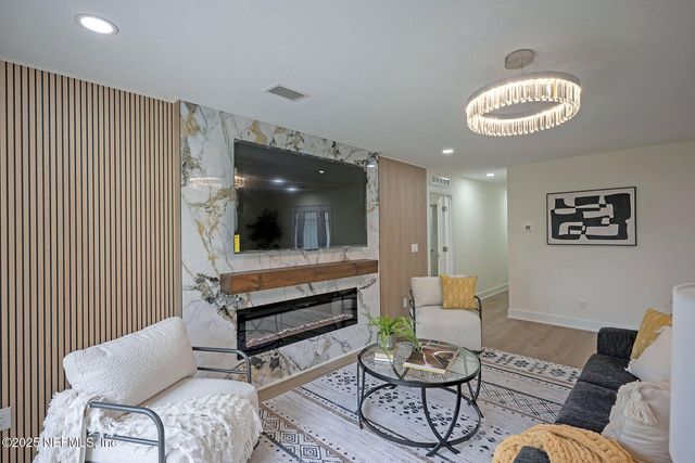 3775 SAN VISCAYA Drive, Jacksonville, FL 32217