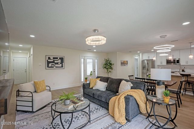 3775 SAN VISCAYA Drive, Jacksonville, FL 32217