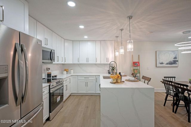 3775 SAN VISCAYA Drive, Jacksonville, FL 32217