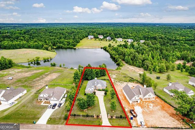 135 Alexander Lakes Drive, Eatonton, GA 31024