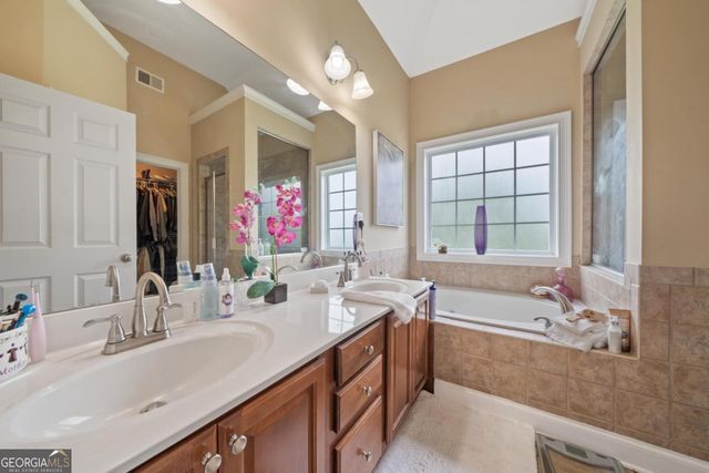 135 Alexander Lakes Drive, Eatonton, GA 31024
