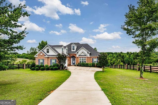 135 Alexander Lakes Drive, Eatonton, GA 31024
