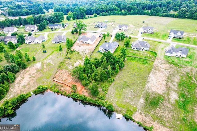 135 Alexander Lakes Drive, Eatonton, GA 31024