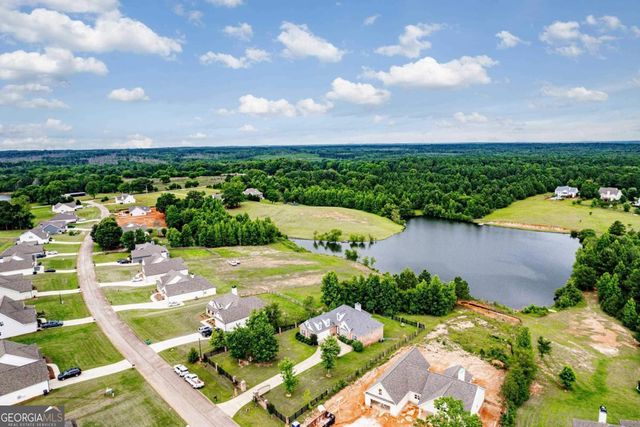 135 Alexander Lakes Drive, Eatonton, GA 31024