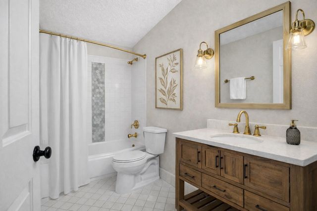 828 Mcintosh Street, West Palm Beach, FL 33405