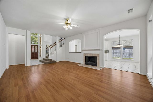 1207 Ellcreek Court, Sugar Land, TX 77479