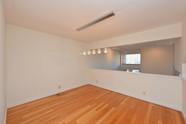 136 Hampton Pl, Nashville, TN 37215