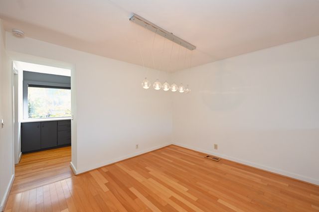 136 Hampton Pl, Nashville, TN 37215