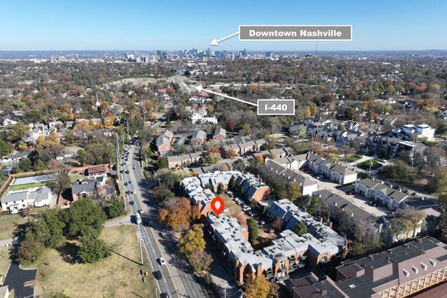 136 Hampton Pl, Nashville, TN 37215