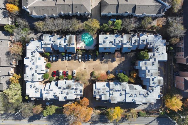 136 Hampton Pl, Nashville, TN 37215