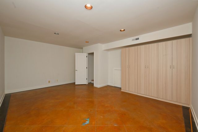 136 Hampton Pl, Nashville, TN 37215