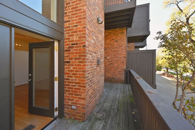 136 Hampton Pl, Nashville, TN 37215