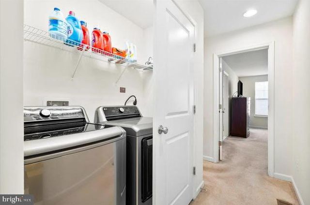8481 HEDWIG LN, Frederick, MD 21704