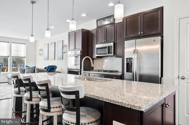 8481 HEDWIG LN, Frederick, MD 21704
