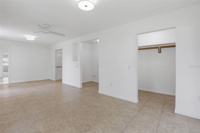 2627 DUEBY STREET, Sarasota, FL 34231