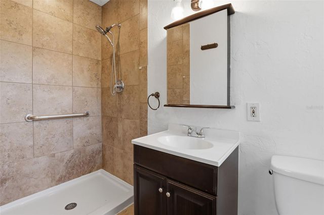 2627 DUEBY STREET, Sarasota, FL 34231