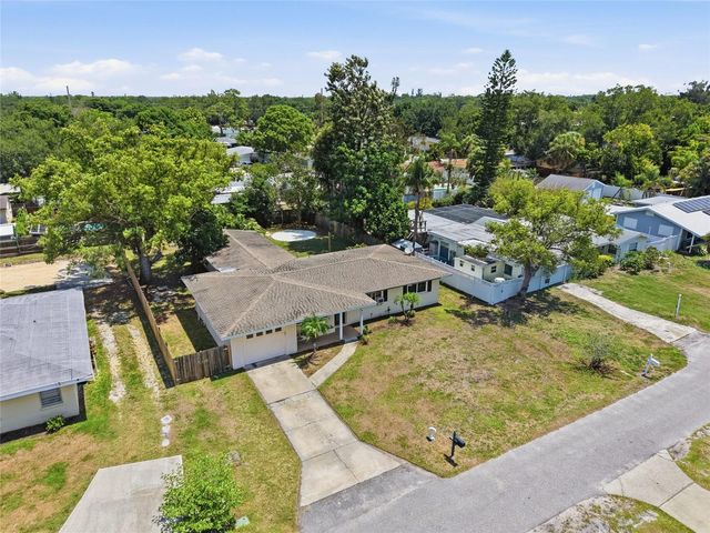 2627 DUEBY STREET, Sarasota, FL 34231