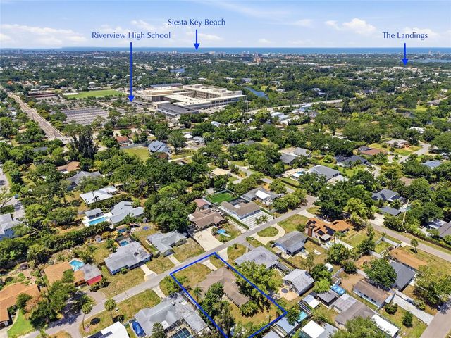 2627 DUEBY STREET, Sarasota, FL 34231