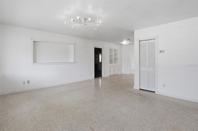 2627 DUEBY STREET, Sarasota, FL 34231