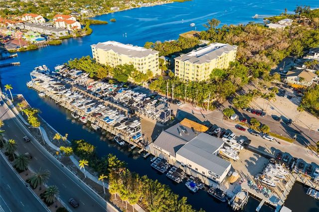 2627 DUEBY STREET, Sarasota, FL 34231