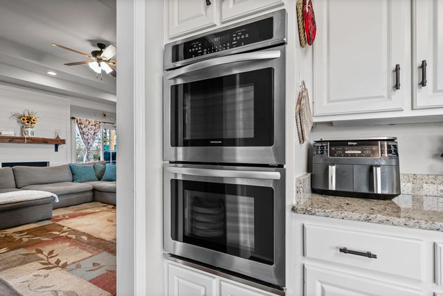 2175 Jim Taylor Rd, Woodlawn, TN 37191