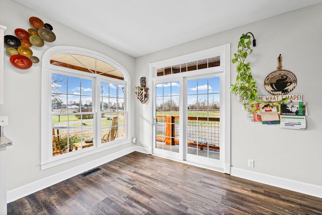 2175 Jim Taylor Rd, Woodlawn, TN 37191