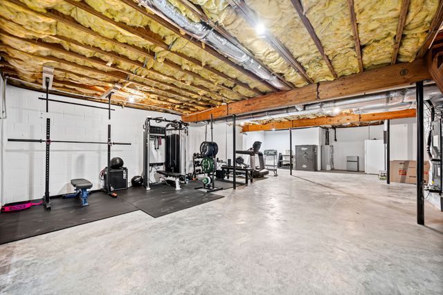 2175 Jim Taylor Rd, Woodlawn, TN 37191