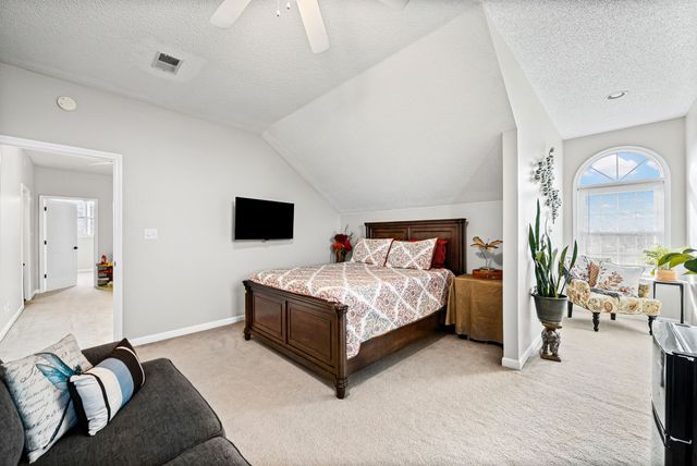 2175 Jim Taylor Rd, Woodlawn, TN 37191